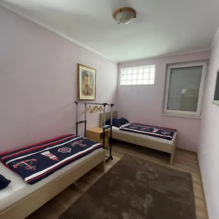 Brod Apartment *